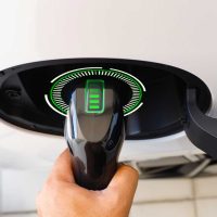 Parcheggio con Ricarica auto elettriche